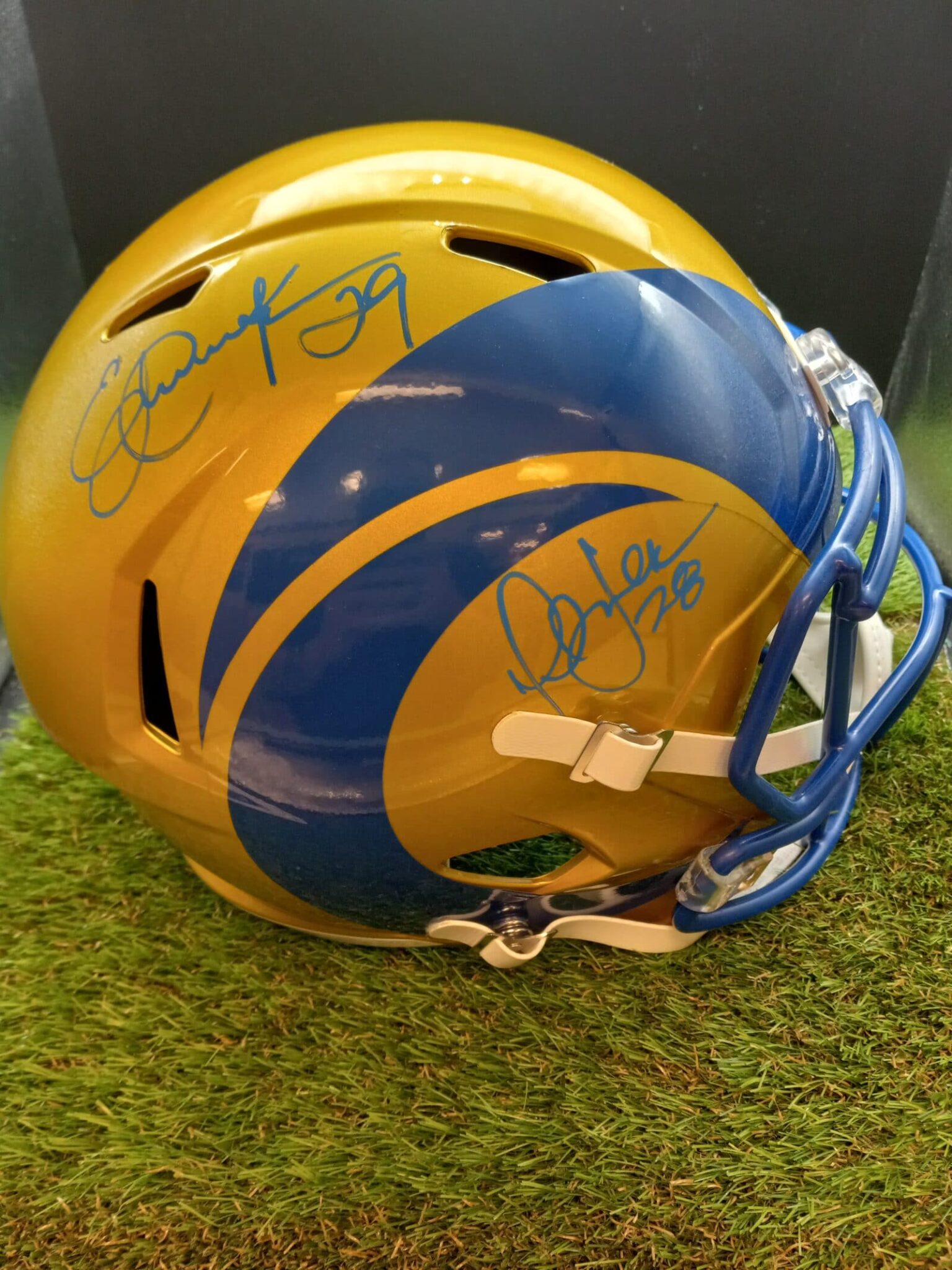 Football Helmets that are signed, collectable sport helmet, bs collectibles