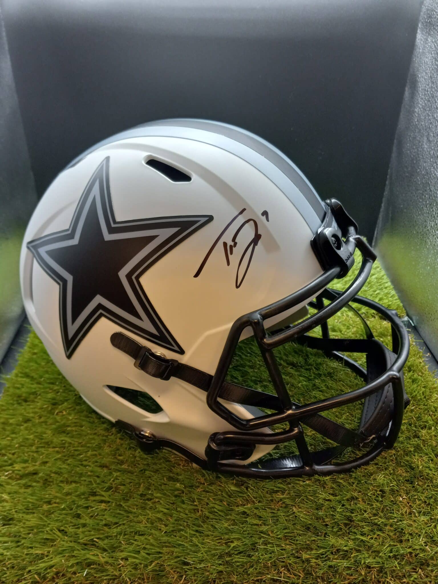 Trevon Diggs Autographed Dallas Cowboys Lunar Eclipse White Full Size –  Meltzer Sports