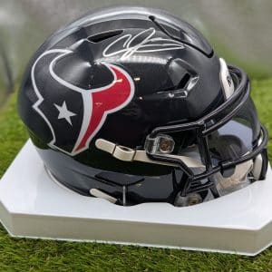 PXL_20260213_190517108.PORTRAIT Andre Johnson MIDI Helmet